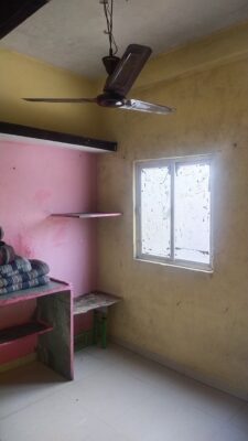 indore me room