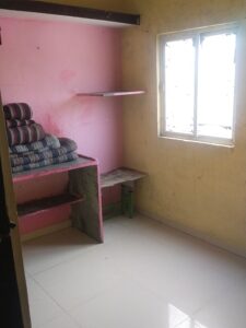 indore me room